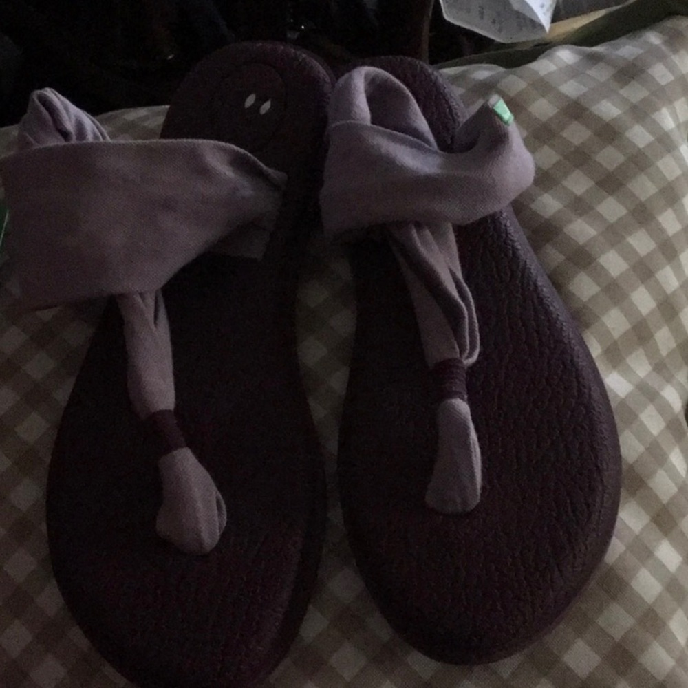 NWT Sanuk Sandals - Picture 6 of 7